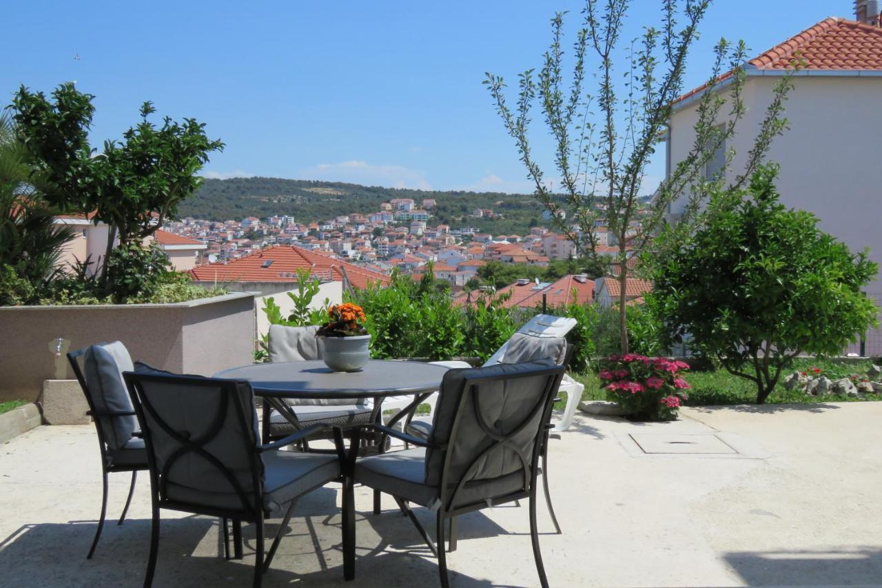 Andrea Apartments Trogir Bagian luar foto