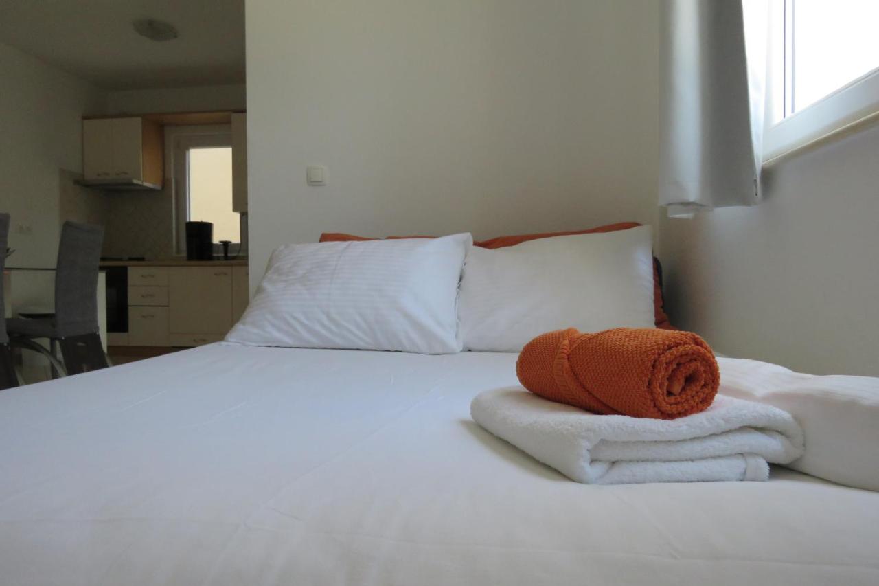 Andrea Apartments Trogir Bagian luar foto