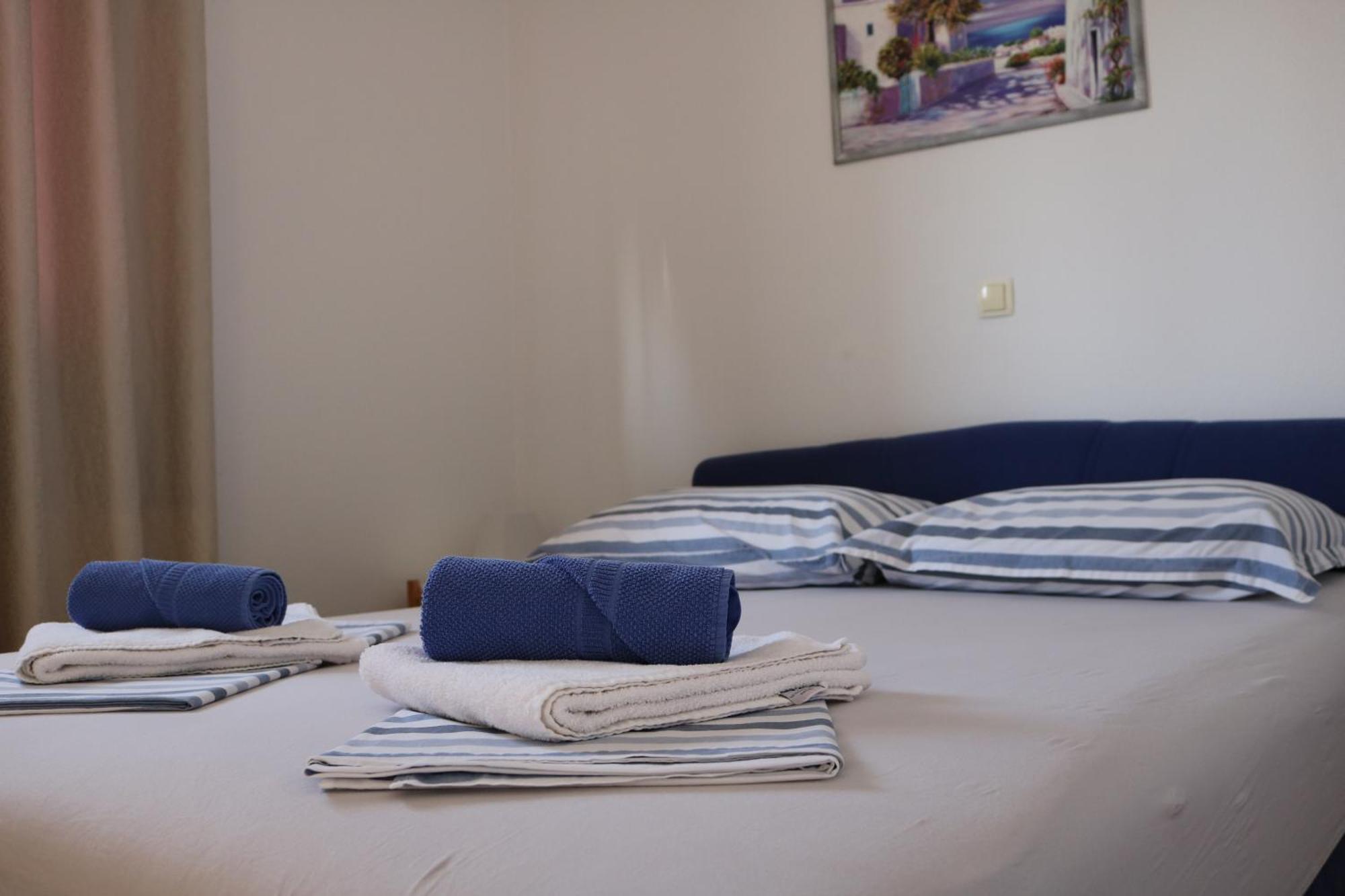 Andrea Apartments Trogir Bagian luar foto