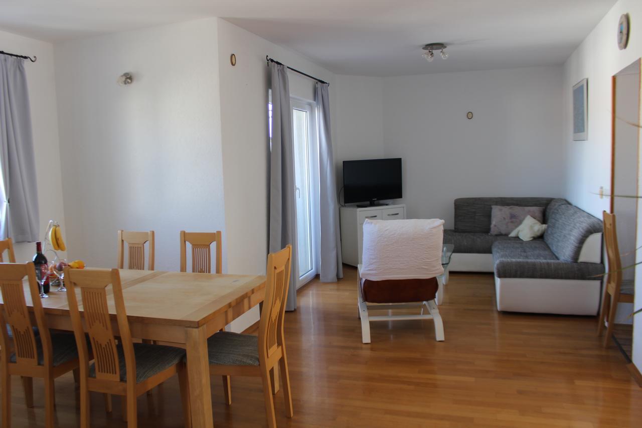 Andrea Apartments Trogir Bagian luar foto